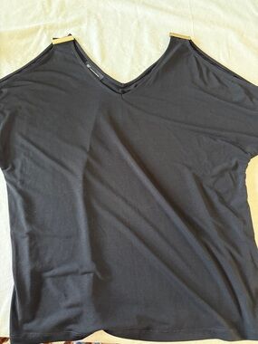 INC International Concepts Black V-Neck Short Sleeve Top